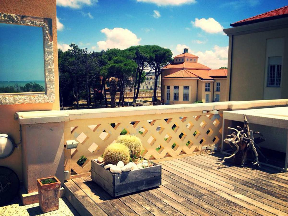 Amazing Sea View Flat Villa Tirrenia Eksteriør bilde
